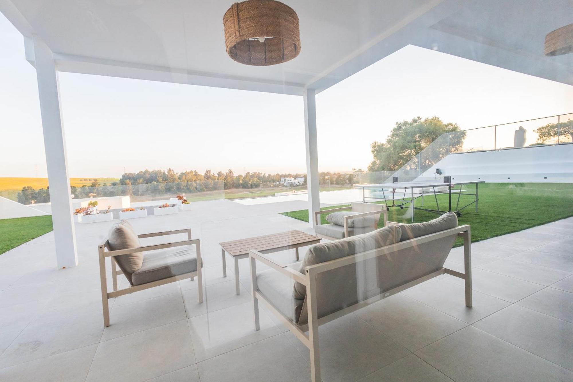 Lightbooking Jerez Montecastillo ヘレス エクステリア 写真